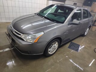 2008 Ford Focus II (North America), серый, 550000 рублей, вид 2