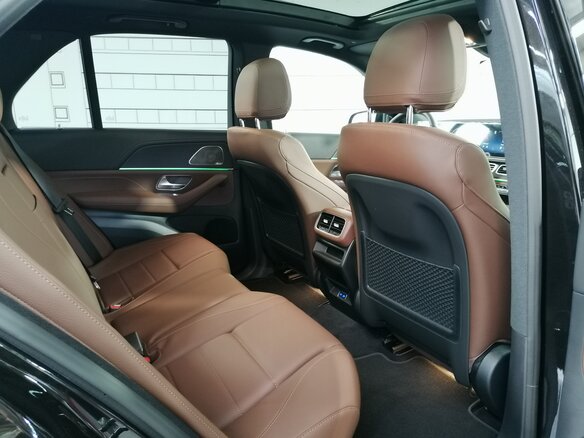 2026 Mercedes-Benz GLE 300 d II (V167) Рестайлинг, чёрный, 17100000 рублей - вид 19