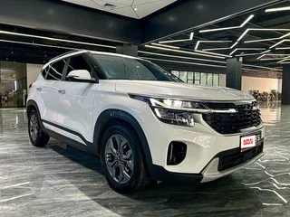 2026 Kia Seltos I Рестайлинг, белый, 1990000 рублей, вид 1