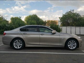 2012 BMW 5 серии 525d xDrive VI (F10/F11/F07), бежевый, 1500000 рублей, вид 1