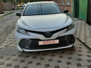 2020 Toyota Camry VIII (XV70), белый, 3300000 рублей, вид 2