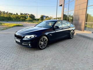 2011 BMW 5 серии 535i xDrive VI (F10/F11/F07), синий, 2000000 рублей, вид 3