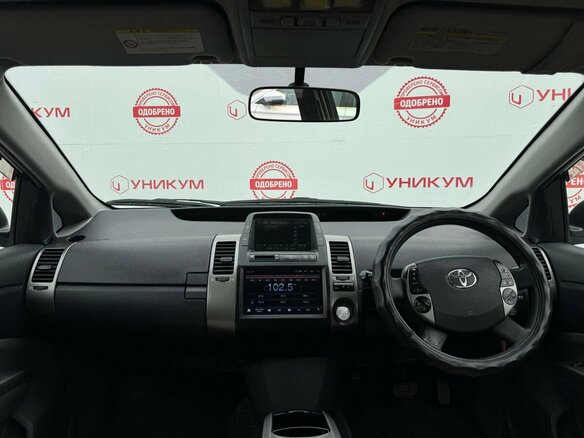 2010 Toyota Prius JDM II Рестайлинг (XW20), белый, 679000 рублей - вид 19