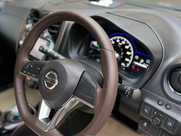 2016 Nissan Note e-Power II Рестайлинг, коричневый, 1250000 рублей - вид 7