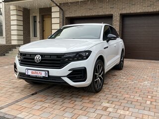 2019 Volkswagen Touareg III, белый, 5500000 рублей, вид 1