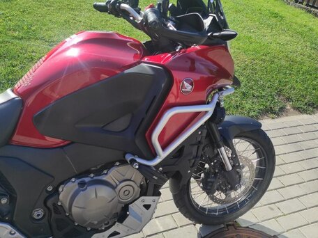 2017 Honda VFR 1200X (Crosstourer), красный, 1100000 рублей, вид 3