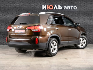 2014 Kia Sorento II Рестайлинг, коричневый, 1850000 рублей, вид 4