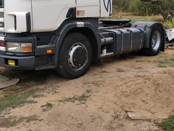 2004 Scania P-series, белый, 2000000 рублей - вид 13