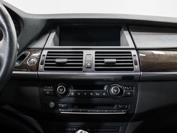 2013 BMW X6 35i I (E71) Рестайлинг, белый, 2800000 рублей - вид 6