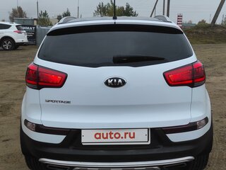 2015 Kia Sportage III Рестайлинг, белый, 1600000 рублей, вид 5