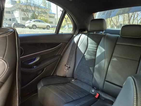 2019 Mercedes-Benz E-Класс 200 V (W213, S213, C238), чёрный, 3800000 рублей - вид 9