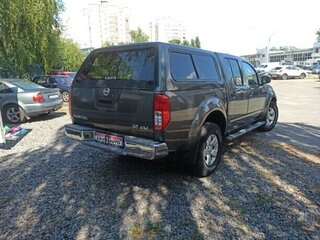 2009 Nissan Navara (Frontier) III (D40), серый, 1750000 рублей, вид 5
