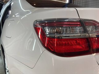 2015 Toyota Camry VII (XV50) Рестайлинг, белый, 1750000 рублей, вид 4
