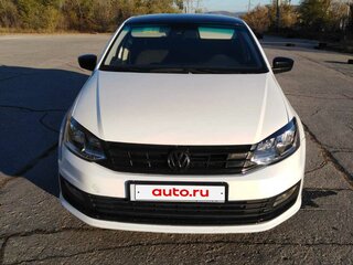 2018 Volkswagen Polo V Рестайлинг, белый, 850000 рублей, вид 2