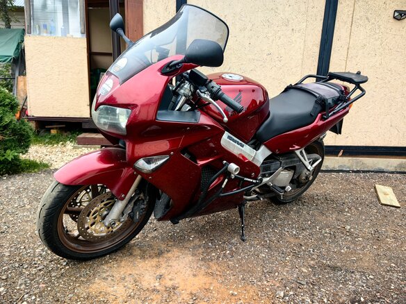 1998 Honda VFR 800, красный, 345000 рублей
