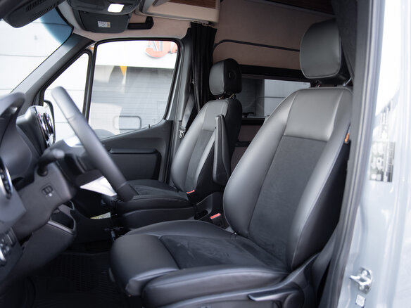 2024 Mercedes-Benz Sprinter, серебристый, 19990000 рублей - вид 8