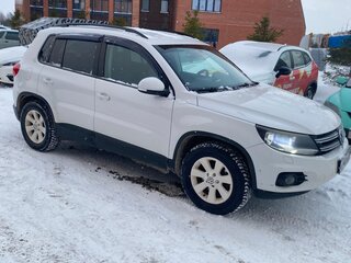 2013 Volkswagen Tiguan I Рестайлинг, белый, 1550000 рублей, вид 2