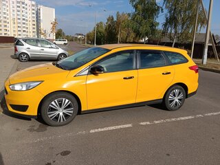 2016 Ford Focus III Рестайлинг, жёлтый, 775000 рублей, вид 1