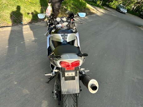 2006 Kawasaki ZZR 600, серебристый, 415000 рублей, вид 5