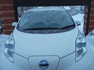 2014 Nissan Leaf (EM57) I (ZE0/AZE0), белый, 730000 рублей, вид 1