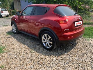 2011 Nissan Juke I, красный, 960000 рублей, вид 4