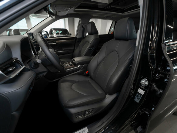 2026 Toyota Highlander IV (XU70), чёрный, 5900000 рублей - вид 8