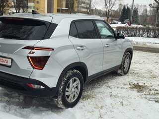 2021 Hyundai Creta II, серебристый, 2300000 рублей, вид 3