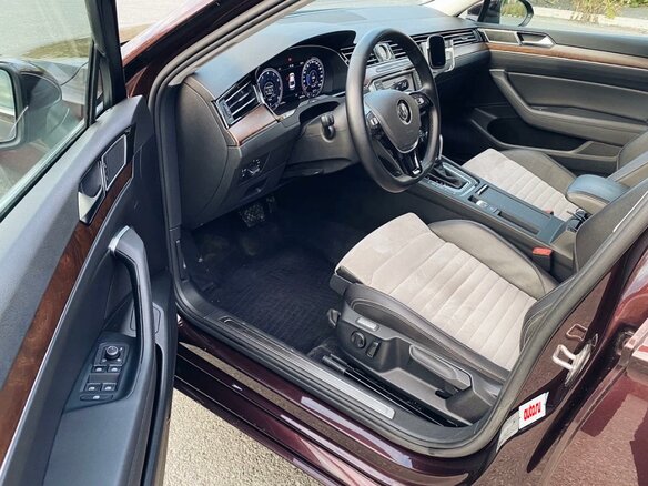 2016 Volkswagen Passat B8, пурпурный, 1850000 рублей - вид 8