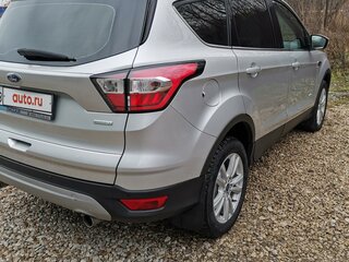 2018 Ford Kuga II Рестайлинг, серебристый, 1670000 рублей, вид 2
