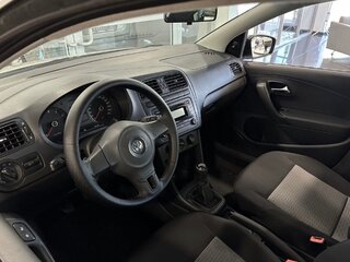2013 Volkswagen Polo V, серебристый, 830000 рублей, вид 5