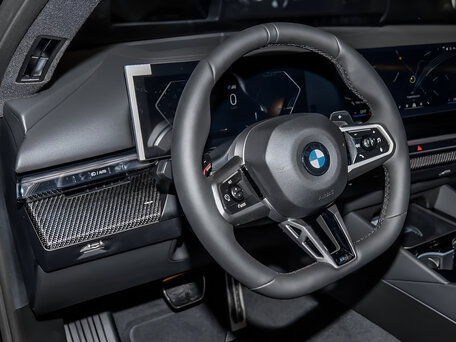 2025 BMW 5 серии 520d xDrive VIII (G60/G61/G68), серый, 7590000 рублей, вид 5