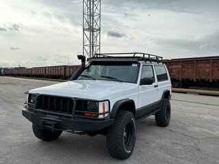 1998 Jeep Cherokee II (XJ) Рестайлинг, белый, 999000 рублей, вид 1