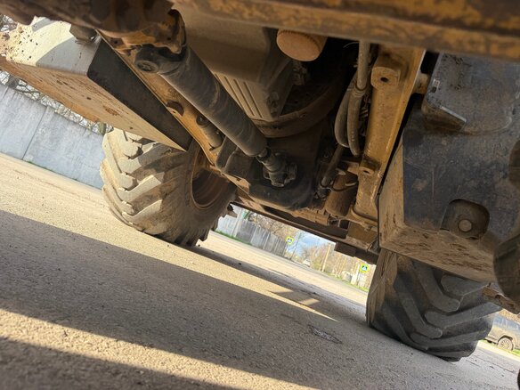 2020 Caterpillar 432, 7800000 рублей - вид 15