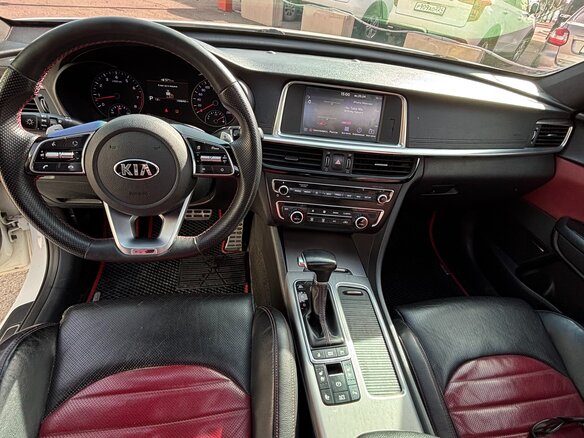 2019 Kia Optima IV Рестайлинг, белый, 1990000 рублей - вид 11