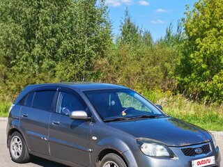 2010 Kia Rio II Рестайлинг, серебристый, 520000 рублей, вид 4