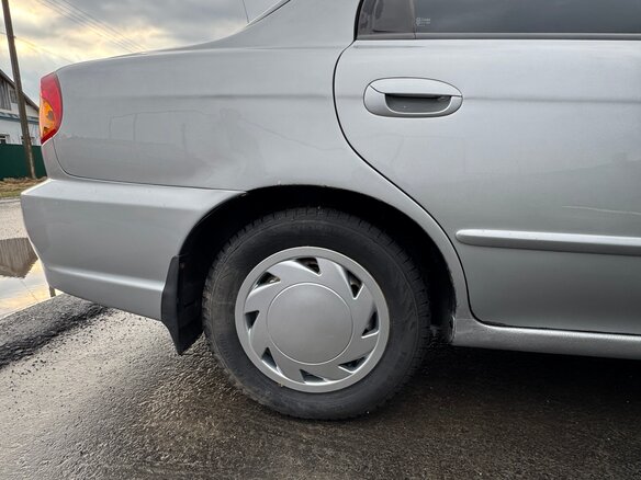 2008 Kia Spectra I Рестайлинг 2, серебристый - вид 4