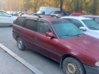 1992 Opel Astra C16NZ F, красный, 110000 рублей, вид 4