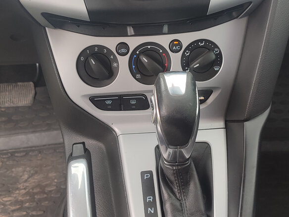 2012 Ford Focus III, белый, 1200000 рублей - вид 18