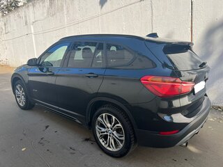 2017 BMW X1 20i xDrive II (F48), чёрный, 2750000 рублей, вид 5