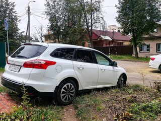 2013 Ford Focus III, белый, 690000 рублей, вид 4