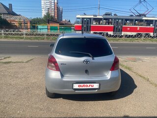2005 Toyota Vitz II (XP90), серебристый, 460000 рублей, вид 4