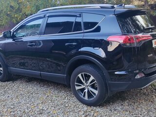 2017 Toyota RAV4 IV (XA40) Рестайлинг, чёрный, 2850000 рублей, вид 3