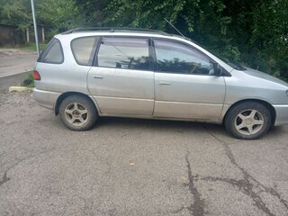 1996 Toyota Ipsum I (M10), серебристый, 400000 рублей, вид 2