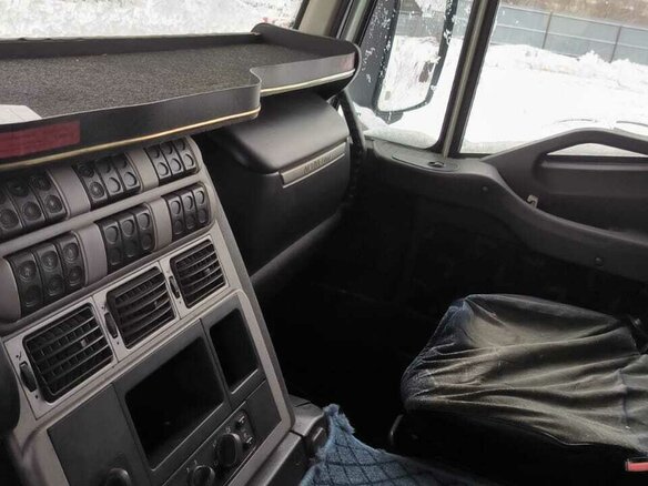 2012 Iveco Stralis, белый, 3000000 рублей - вид 10