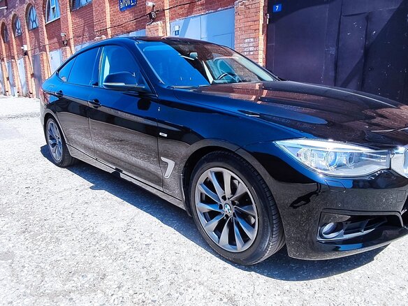2013 BMW 3 серии 320i xDrive VI (F3x), чёрный - вид 4
