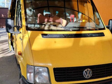 2006 Volkswagen LT, жёлтый, 783000 рублей, вид 3