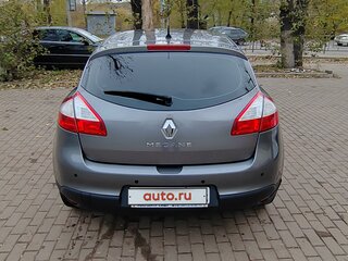2010 Renault Megane III, серый, 699000 рублей, вид 4