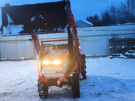 2015 Kubota B1-15D, оранжевый, 680000 рублей, вид 2