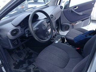 2003 Mercedes-Benz A-Класс 160 I (W168) Рестайлинг, серебристый, 270000 рублей, вид 5