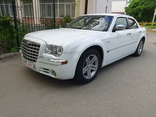 2004 Chrysler 300C I, белый, 850000 рублей, вид 1
